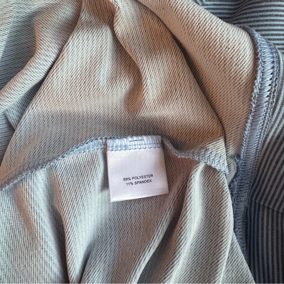 Perth Performance Quarter-Zip - Picture 6 of 6